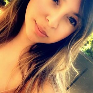 Meet your Posher, Alma